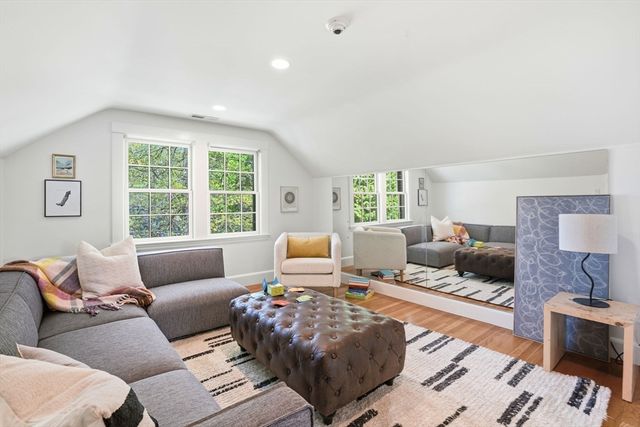 27 Slocum Road, Lexington, MA 02421