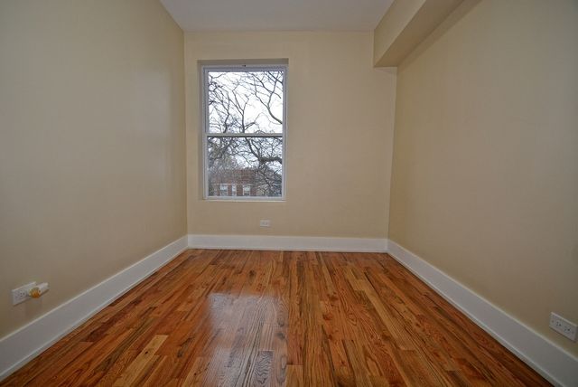 5811 S Michigan Avenue 3, Chicago, IL 60637