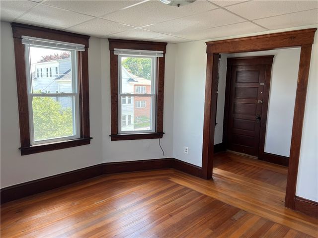 342 ACADEMY Avenue, Providence, RI 02908