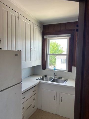 342 ACADEMY Avenue, Providence, RI 02908