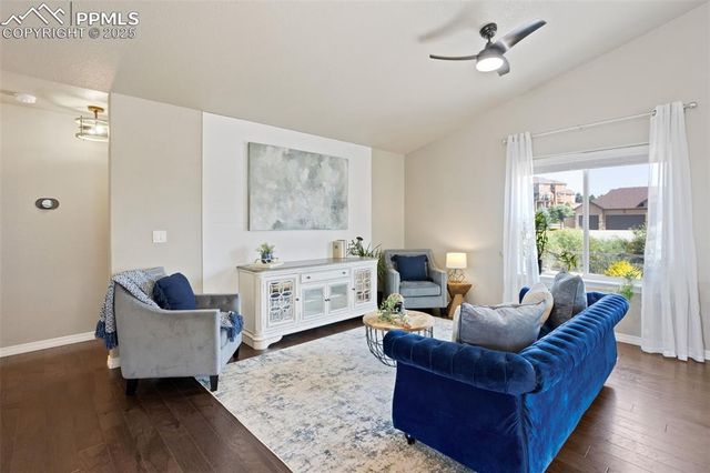 1216 Night Blue Circle, Monument, CO 80132