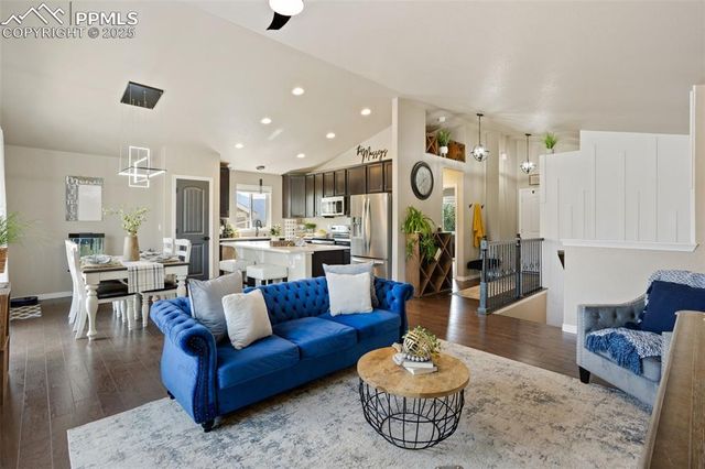 1216 Night Blue Circle, Monument, CO 80132