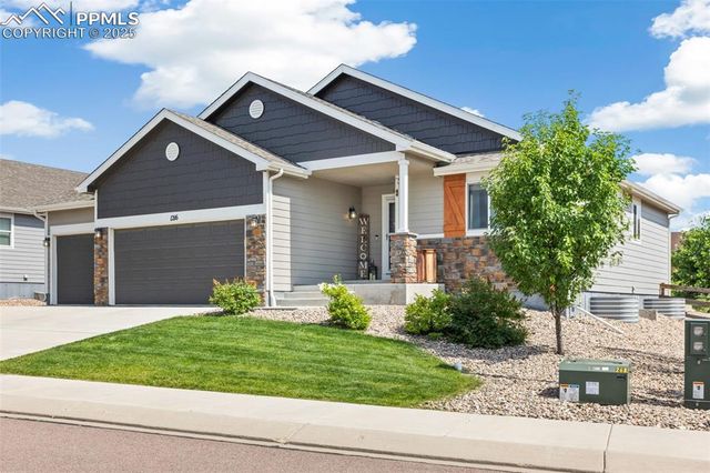 1216 Night Blue Circle, Monument, CO 80132