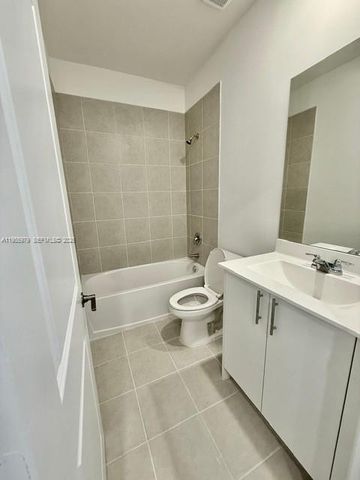 26865 SW 121 AVE 26865, Homestead, FL 33032