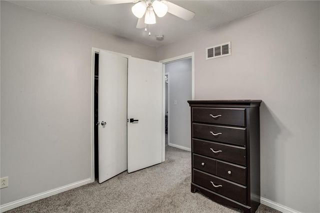 902 LEY Circle, Excelsior Springs, MO 64024