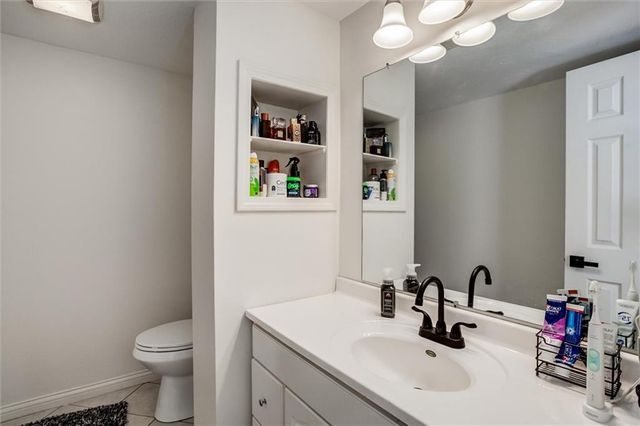 902 LEY Circle, Excelsior Springs, MO 64024