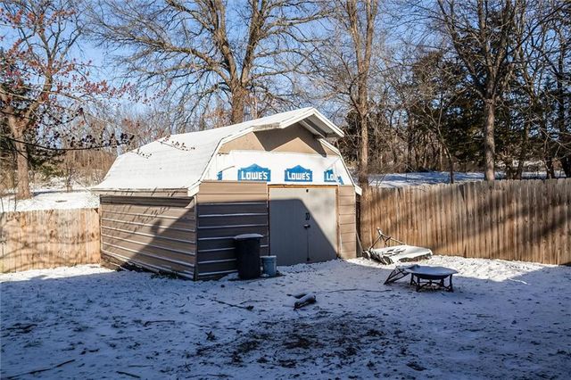 902 LEY Circle, Excelsior Springs, MO 64024