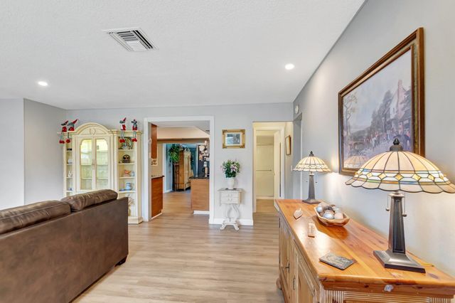 9212 Fountain Road, Wellington, FL 33467