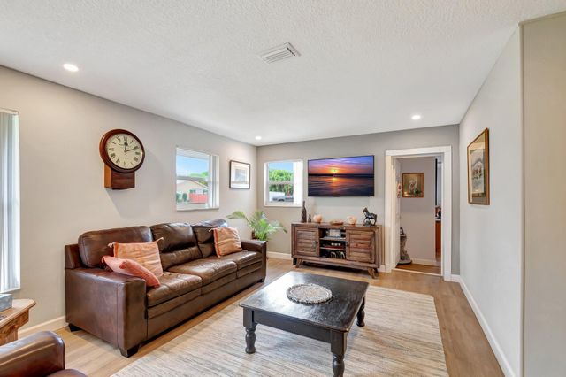 9212 Fountain Road, Wellington, FL 33467