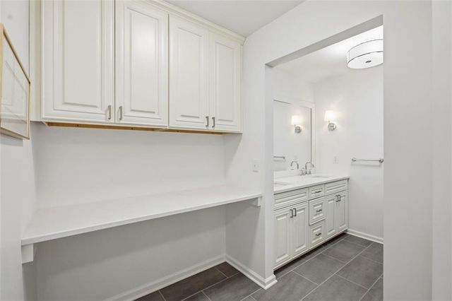 7930 Bristol Court, Prairie Village, KS 66208