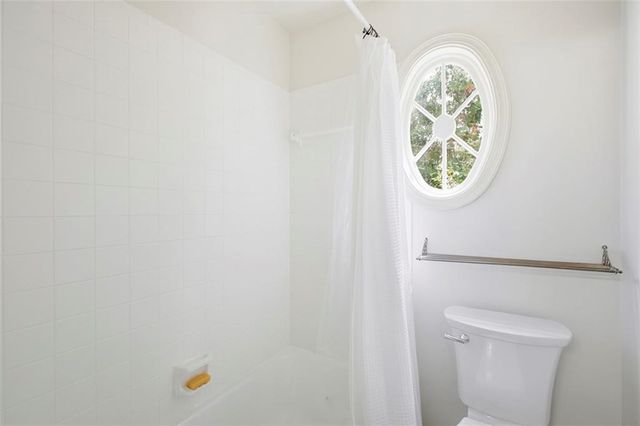 7930 Bristol Court, Prairie Village, KS 66208
