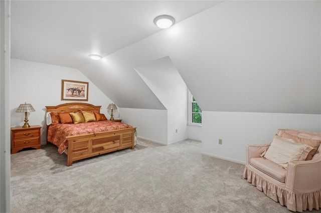 7930 Bristol Court, Prairie Village, KS 66208
