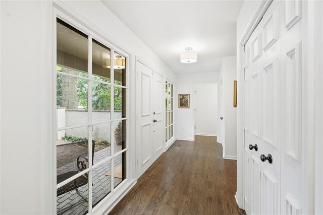 7930 Bristol Court, Prairie Village, KS 66208
