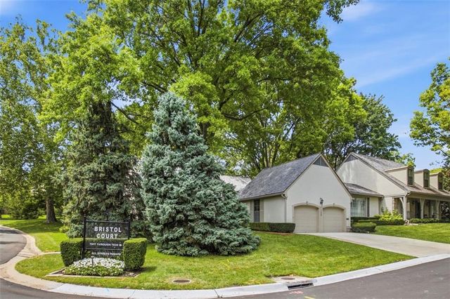 7930 Bristol Court, Prairie Village, KS 66208