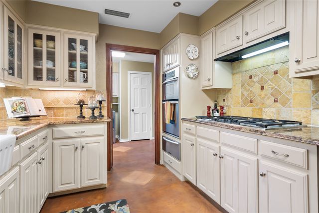3 Echo Cove, Grapevine, TX 76051