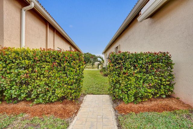 16658 La Mesa Drive, Delray Beach, FL 33484