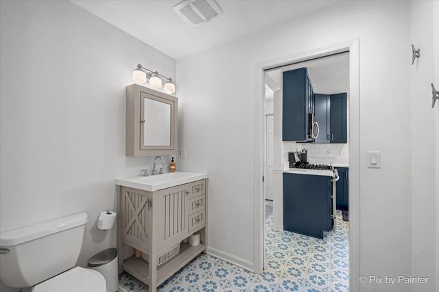 1293 Lake Holiday Drive, Lake Holiday, IL 60548