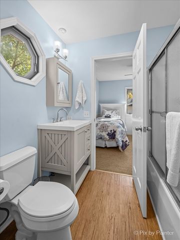 1293 Lake Holiday Drive, Lake Holiday, IL 60548