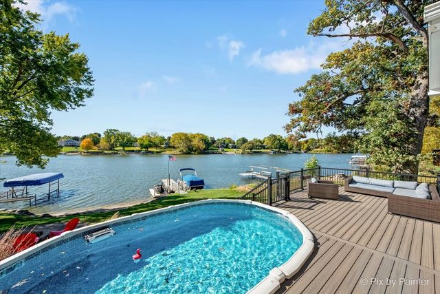 1293 Lake Holiday Drive, Lake Holiday, IL 60548