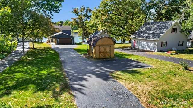 1293 Lake Holiday Drive, Lake Holiday, IL 60548