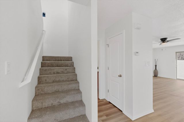 5020 Sala De Tomas Drive NW, Albuquerque, NM 87120