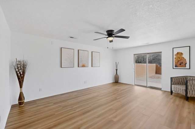 5020 Sala De Tomas Drive NW, Albuquerque, NM 87120