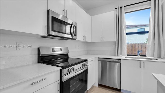 23108 SW 130th Ave 23108, Miami, FL 33170