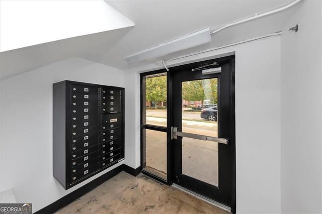 1805 HARVARD Avenue 306, College Park, GA 30337