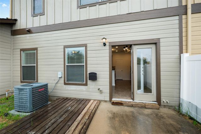 1900 Little Elm TRL 29, Cedar Park, TX 78613