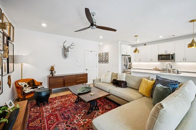 407 Pratt Drive SE 1104, Atlanta, GA 30315