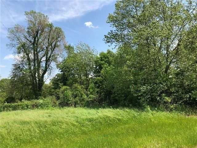 2328 W State St, Union Twp - Law, PA 16101