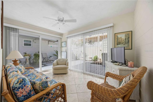 6005 MIDNIGHT PASS ROAD N4, Sarasota, FL 34242