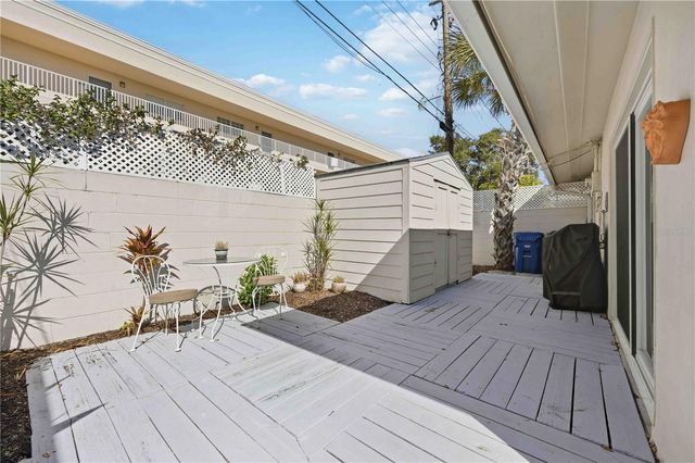 6005 MIDNIGHT PASS ROAD N4, Sarasota, FL 34242