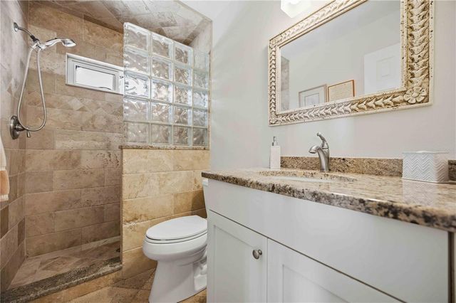 6005 MIDNIGHT PASS ROAD N4, Sarasota, FL 34242