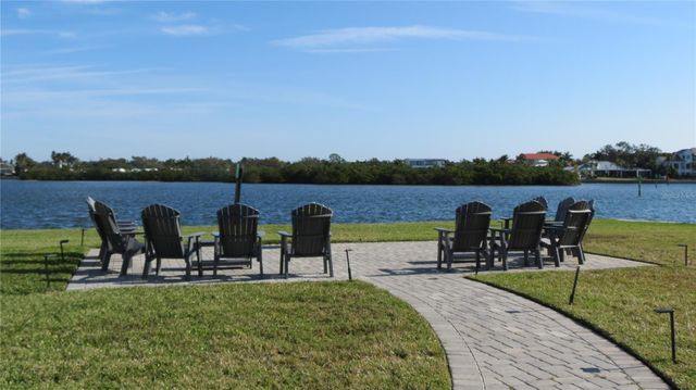 6005 MIDNIGHT PASS ROAD N4, Sarasota, FL 34242