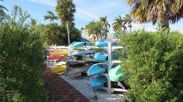 6005 MIDNIGHT PASS ROAD N4, Sarasota, FL 34242