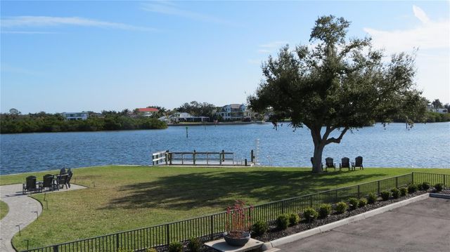 6005 MIDNIGHT PASS ROAD N4, Sarasota, FL 34242