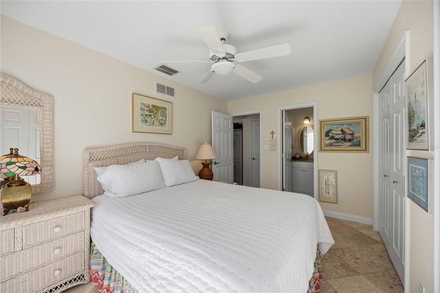 6005 MIDNIGHT PASS ROAD N4, Sarasota, FL 34242