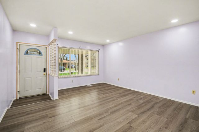 33057 Sherwood Forest Drive, Sterling Heights City, MI 48310