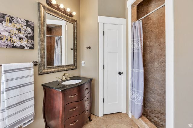 13807 S ASHERWOODS CV, Bluffdale, UT 84065