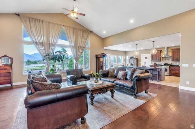 13807 S ASHERWOODS CV, Bluffdale, UT 84065