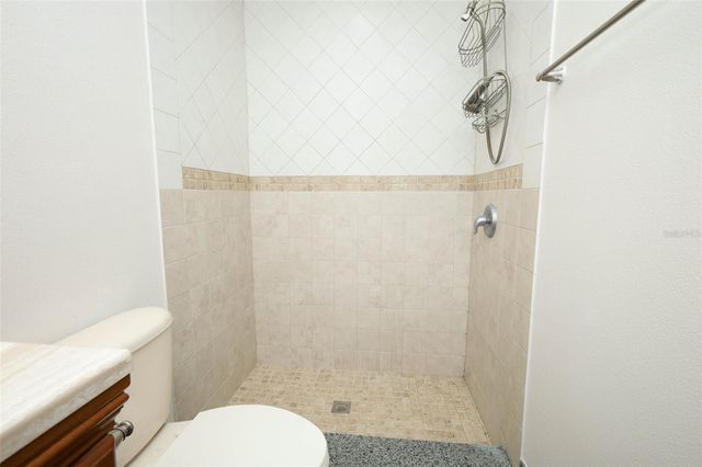 420 WHITEWING CIRCLE, Minneola, FL 34715