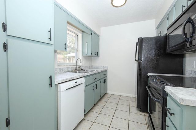 420 WHITEWING CIRCLE, Minneola, FL 34715