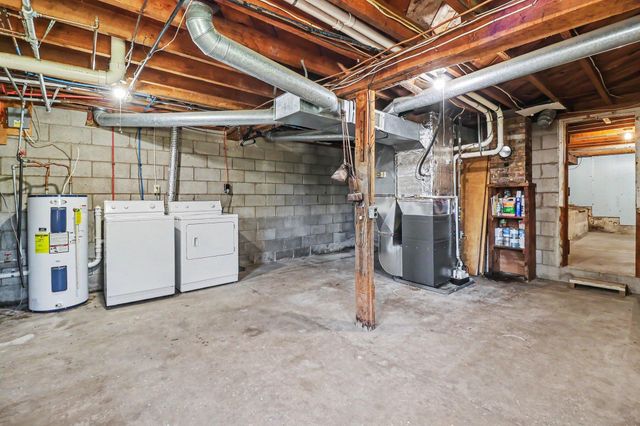 6520 W Johnson Road, Shelby, MI 49455
