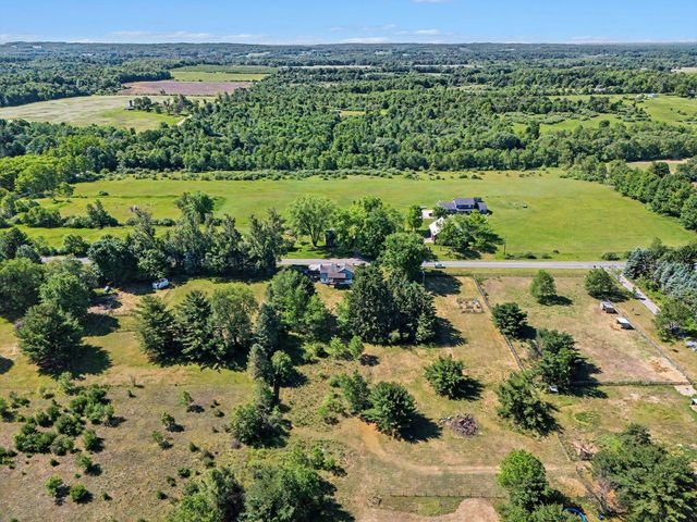 6520 W Johnson Road, Shelby, MI 49455