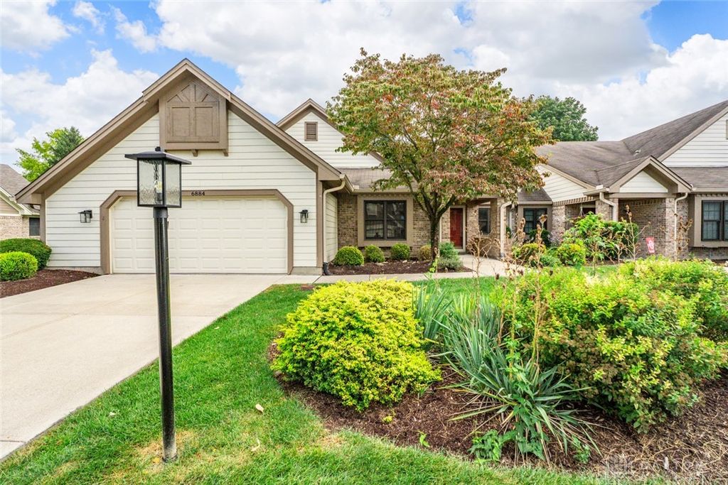 6884 Tifton Green Trail, Centerville, OH 45459