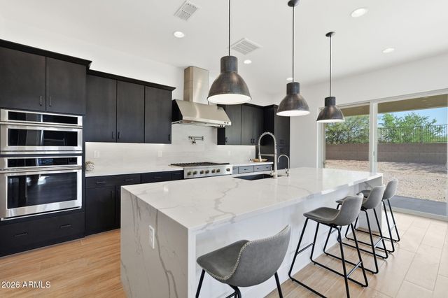 1928 E VILLA LINDA Drive, Phoenix, AZ 85024