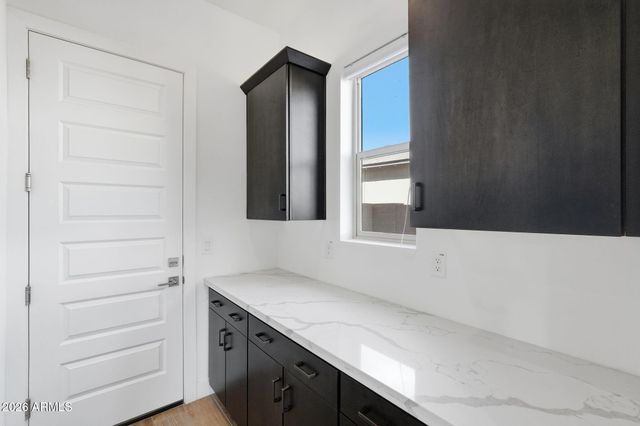 1928 E VILLA LINDA Drive, Phoenix, AZ 85024