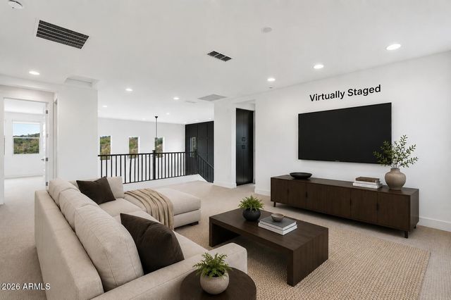 1928 E VILLA LINDA Drive, Phoenix, AZ 85024