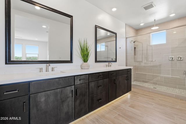 1928 E VILLA LINDA Drive, Phoenix, AZ 85024